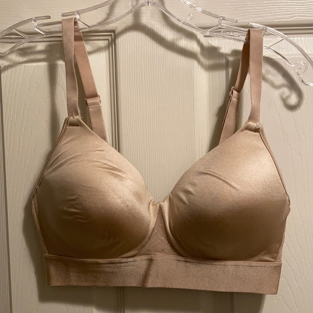 Bali Women’s Nude Bra (size 34C) NWOT